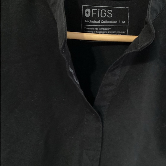 Figs Scrub Set Zamora Jogger Pants Large Petite + Rafaela Top Medium Black - Picture 2 of 4